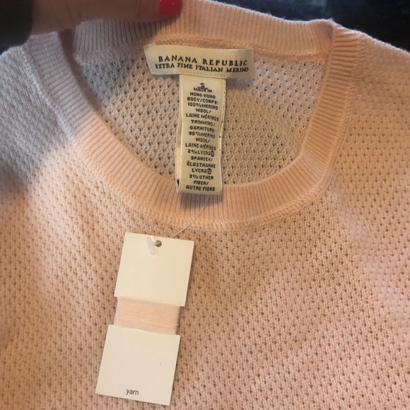 Adorable banana republic sweater - Picture 3 of 6